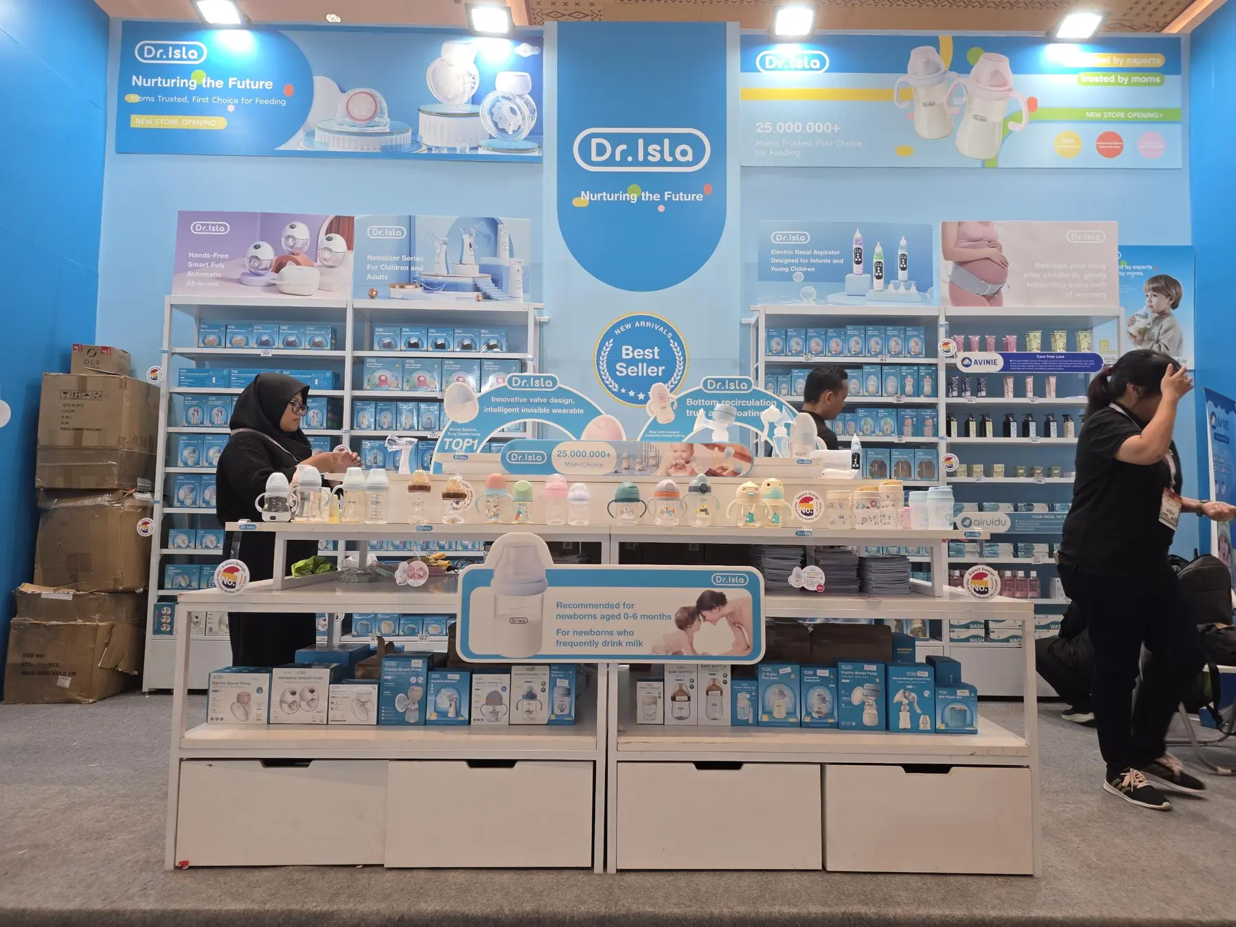 Dr.isla展会现场的产品体验与展示区域